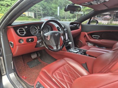 BENTLEY CONTINENTAL - 5