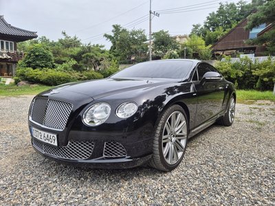 BENTLEY CONTINENTAL - 1