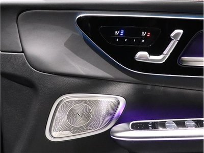 صورة مصغرة 18 لـ 2025 Mercedes-BENZ GLC AMG