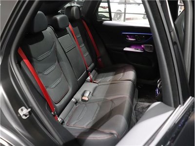 صورة مصغرة 22 لـ 2025 Mercedes-BENZ GLC AMG
