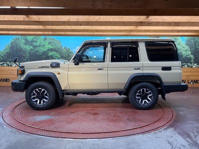 صورة مصغرة 28 لـ 2024 Toyota LAND CRUISER 70