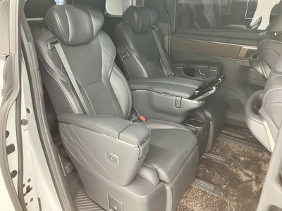 TOYOTA ALPHARD - 6