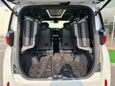 2024 Toyota ALPHARD — миниатюра 32
