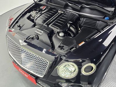 BENTLEY BENTAYGA - 7