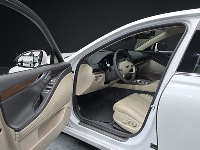 2023 Genesis G80 (RG3) thumbnail 13