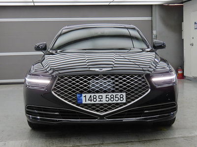 GENESIS G90 - 4