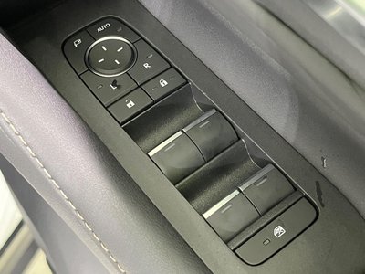 2024 Toyota ALPHARD — миниатюра 39
