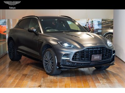 ASTON MARTIN DBX