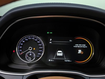 GENESIS GV80 - 8