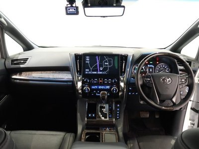 2021 Toyota ALPHARD 照片 6