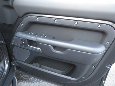 2024 LAND Rover DEFENDER 缩略图 39