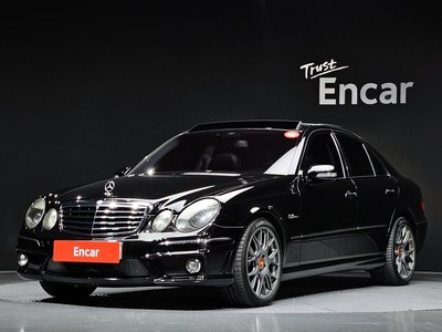 MERCEDES-BENZ E-CLASS - 1