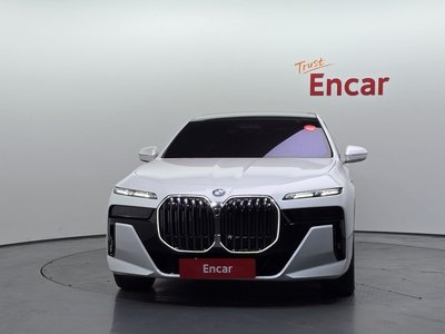 BMW 7 SERIES - 2