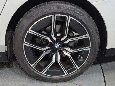 BMW 7 SERIES - 8
