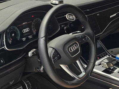 AUDI Q7 - 7