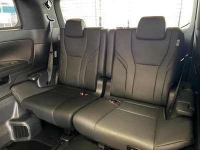 2024 Toyota ALPHARD photo 9