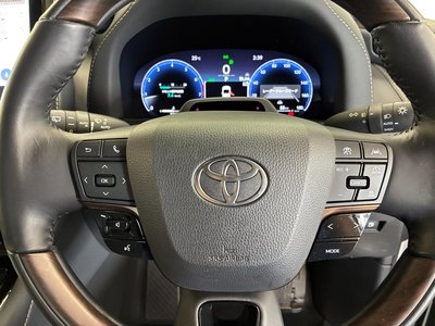 2024 Toyota ALPHARD photo 6