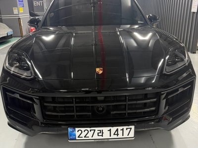 PORSCHE CAYENNE - 1
