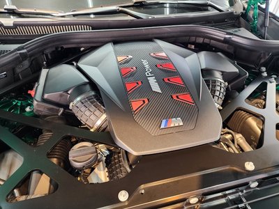 2025 BMW X5 M photo 7