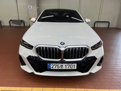 BMW 5 SERIES - 10