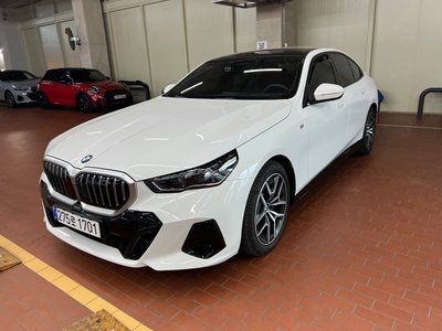 BMW 5 SERIES - 9