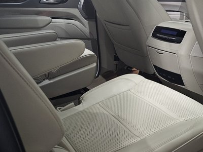 CADILLAC ESCALADE 5TH GENERATION - 6