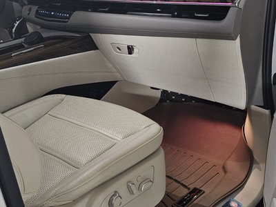 CADILLAC ESCALADE 5TH GENERATION - 7