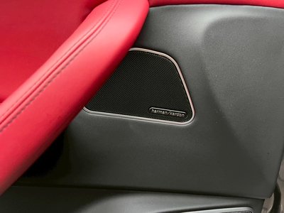 2022 Maserati LEVANTE thumbnail 32
