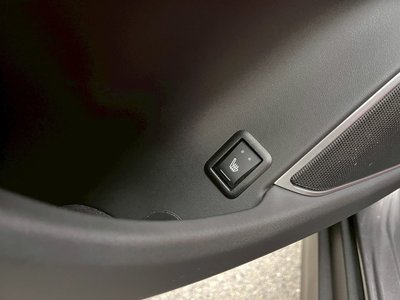 2022 Maserati LEVANTE thumbnail 40