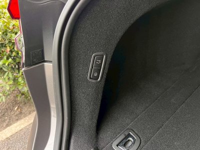 2022 Maserati LEVANTE thumbnail 24