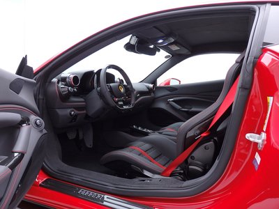 FERRARI F8 TRIBUTO - 4