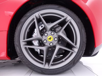 FERRARI F8 TRIBUTO - 10