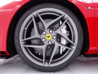 FERRARI F8 TRIBUTO - 9