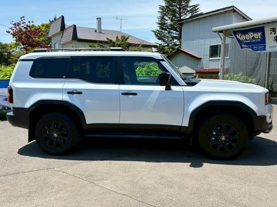 TOYOTA LAND CRUISER 250 - 7