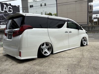 TOYOTA ALPHARD - 9