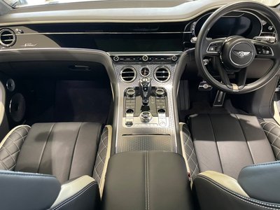 BENTLEY CONTINENTAL - 8