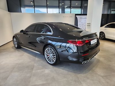 2025 Mercedes-BENZ E-CLASS photo 2