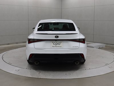LEXUS IS - 3