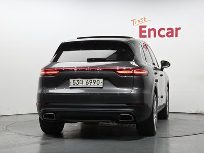 PORSCHE CAYENNE - 3