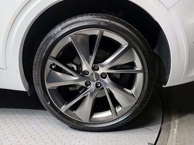 صورة 8 لـ 2021 Genesis GV70