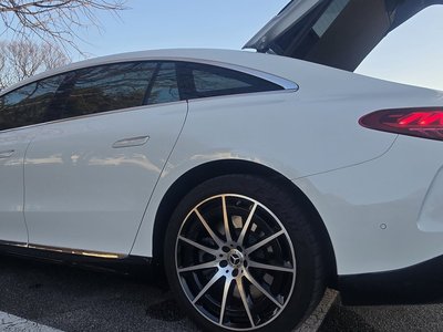 MERCEDES-BENZ EQS - 6