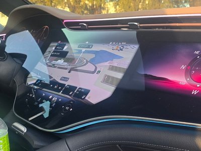 MERCEDES-BENZ EQS - 9