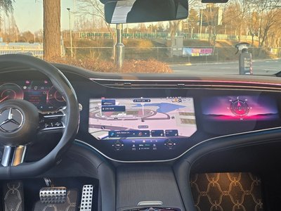 MERCEDES-BENZ EQS - 5