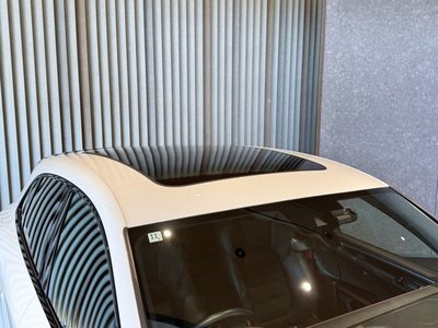 2020 Porsche MACAN thumbnail 26