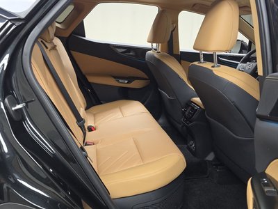 صورة مصغرة 18 لـ 2025 Lexus NX