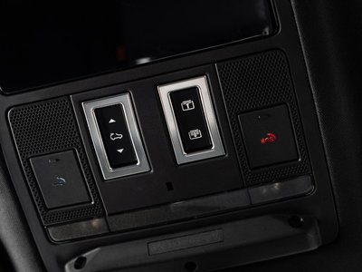 2025 LAND Rover DEFENDER — миниатюра 56