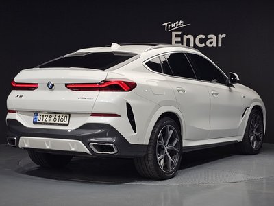 2022 BMW X6 — фото 4
