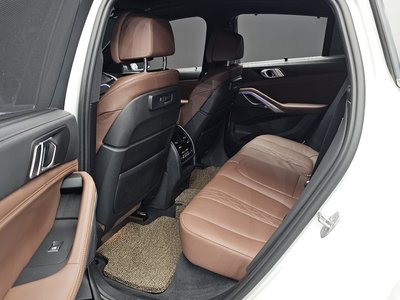 2022 BMW X6 — миниатюра 17