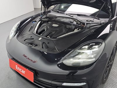 PORSCHE PANAMERA - 7