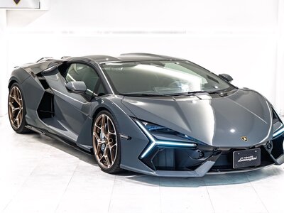 صورة 5 لـ 2025 Lamborghini REVUELTO